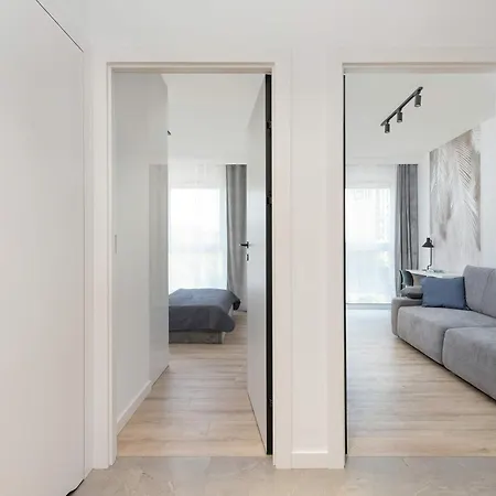 Apartment Nowa Letnica With Balcony & Parking Arena By Renters Gdansk