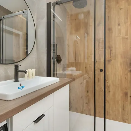 Nowa Letnica With Balcony & Parking Arena By Renters Apartment *